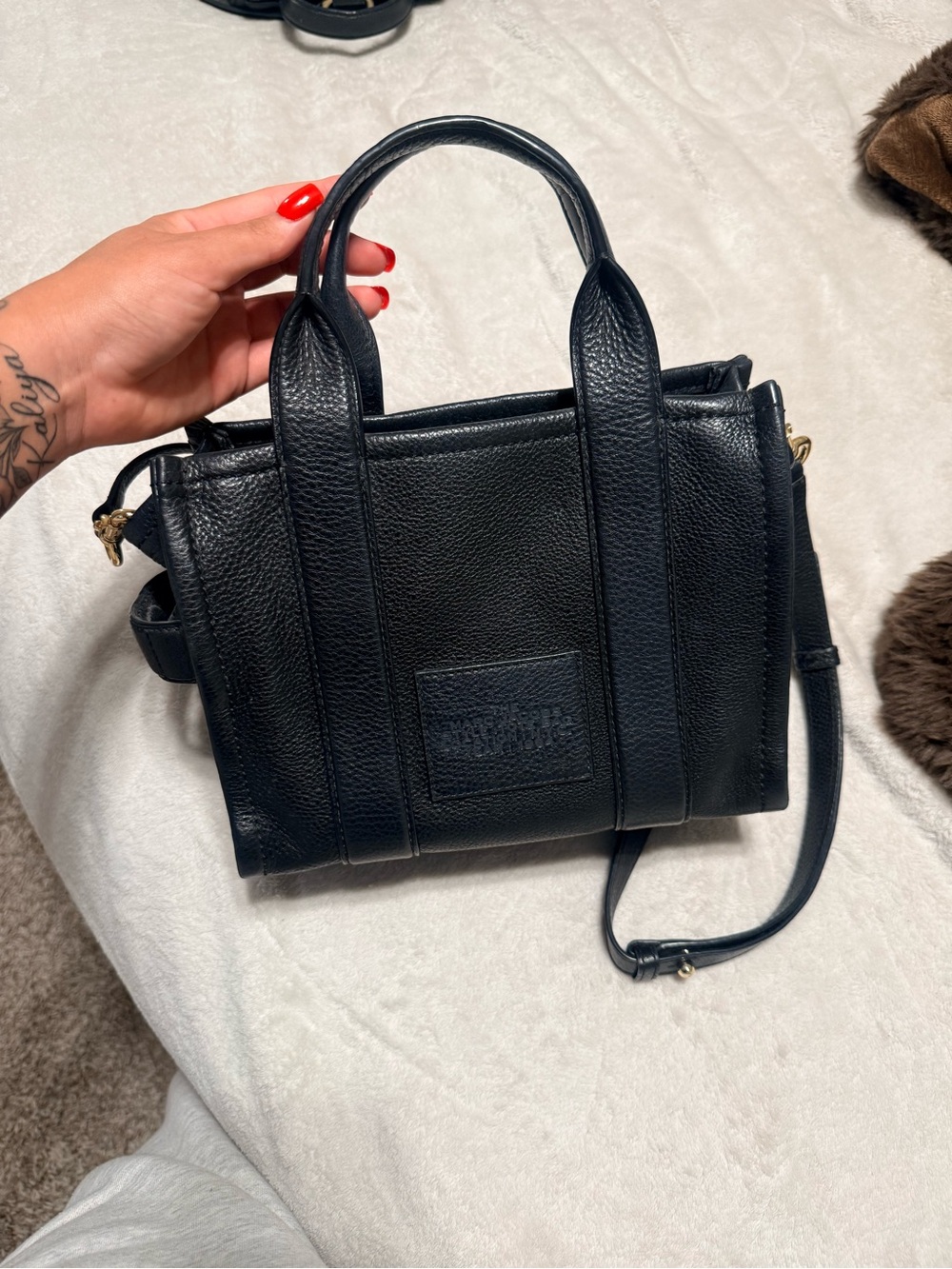 Marc Jacobs Black Pebbled Leather 'The Tote Bag' Small with Crossbody Strap - Picture 2 of 5